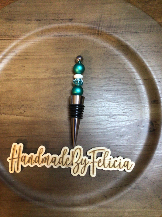 Turquoise and white wine stopper