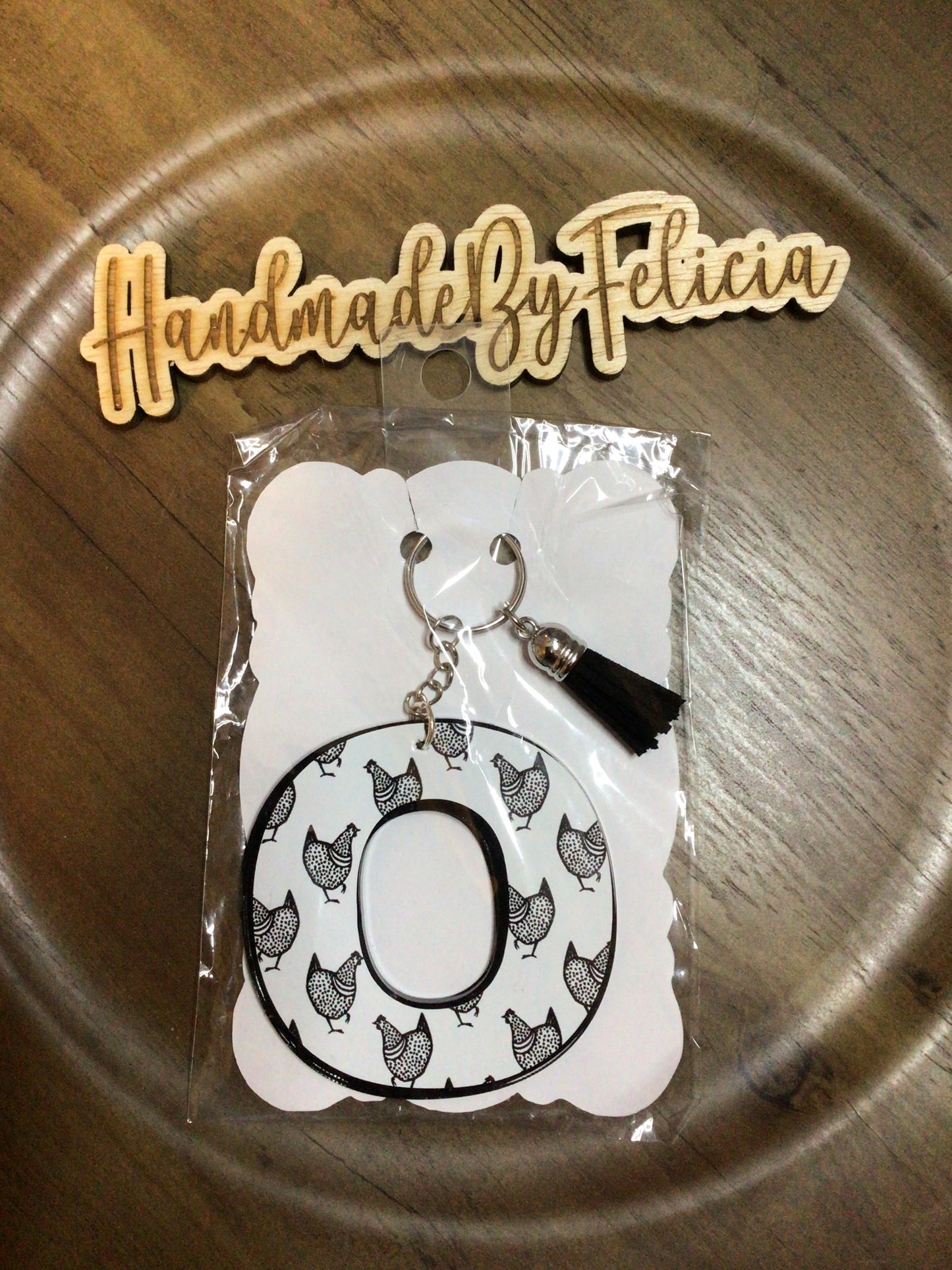 Letter O black & white chicken keychain