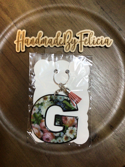 Letter G floral print keychain