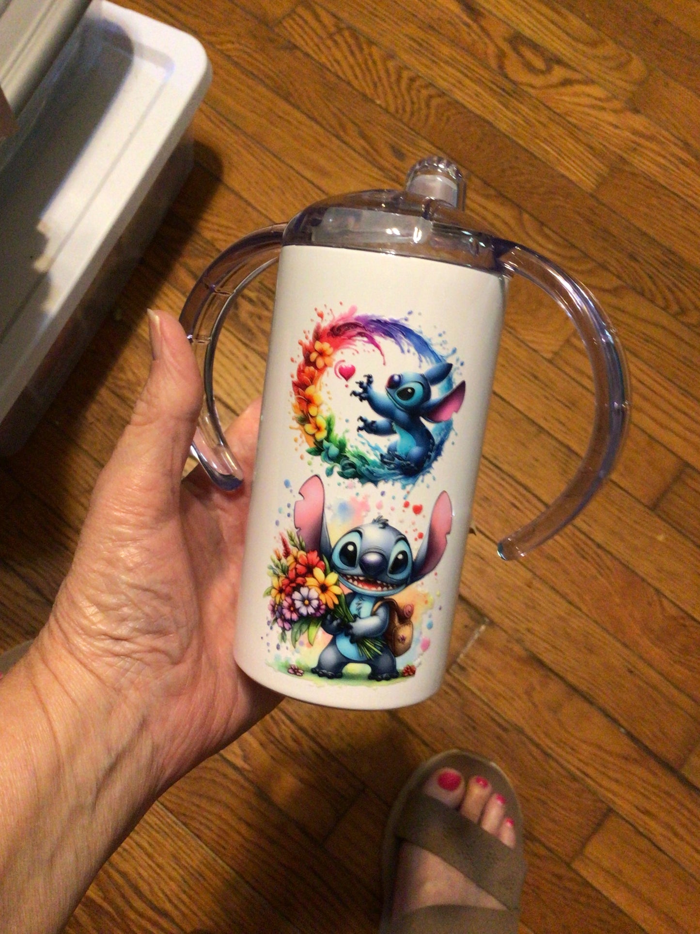 Kids sippy cup with transition lid