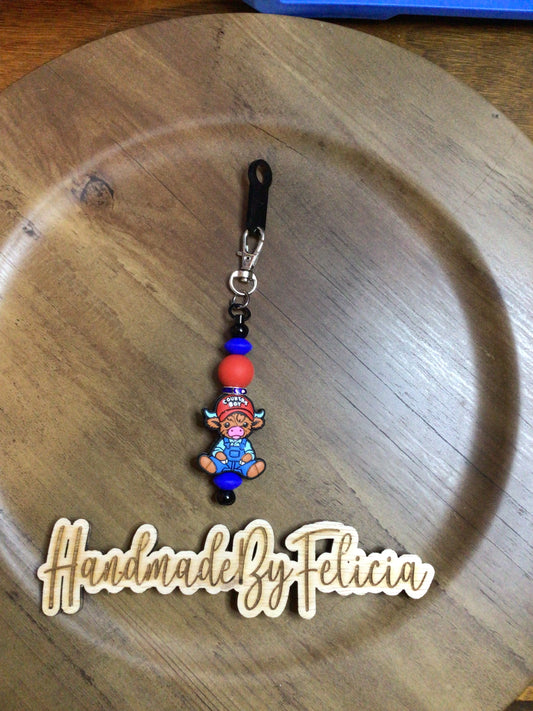 Country boy red hat straw charm
