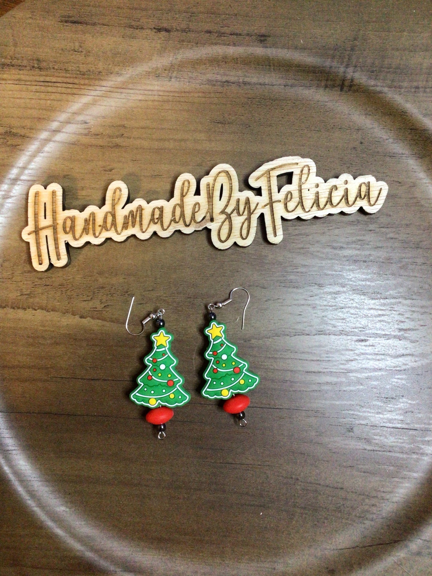 Green Christmas tree earrings red